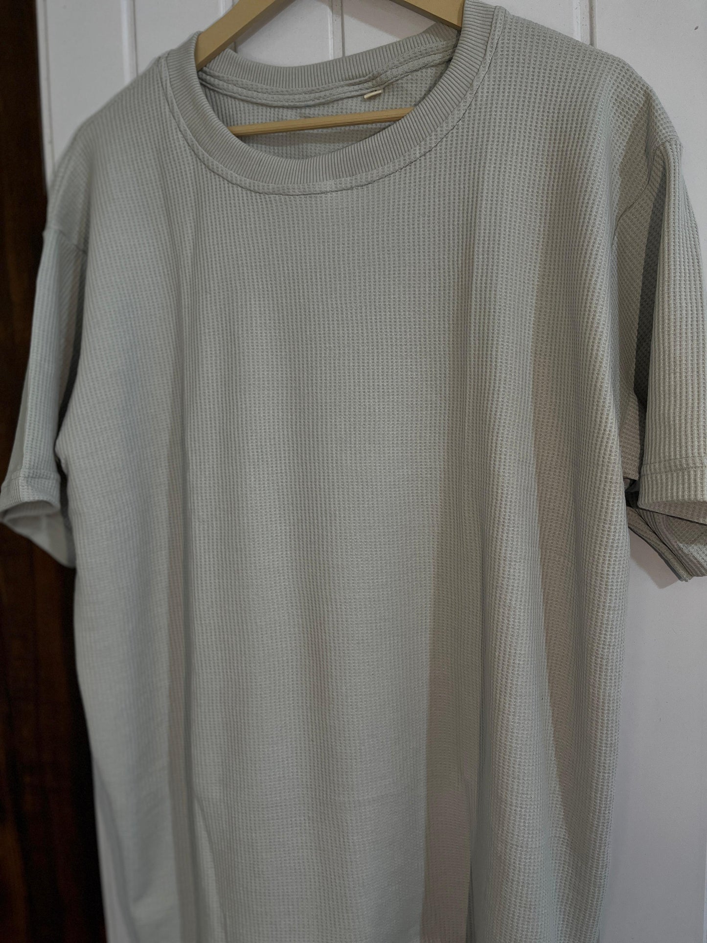 Classic Waffle Knit Regularsize Tee – 100% Cotton Comfort