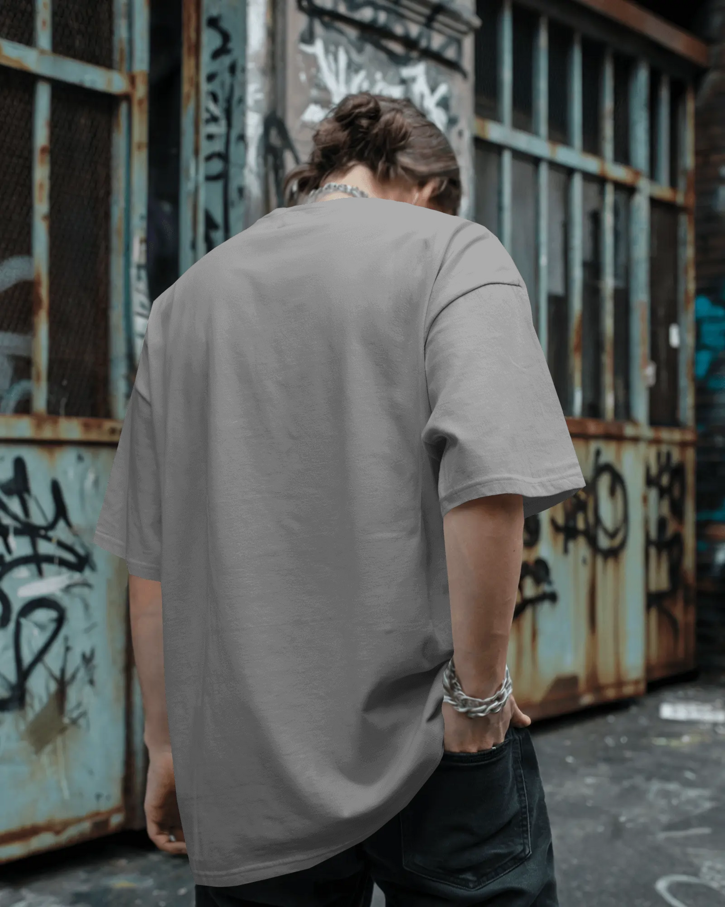 Plain White Oversized Tee – Streetwear Essential